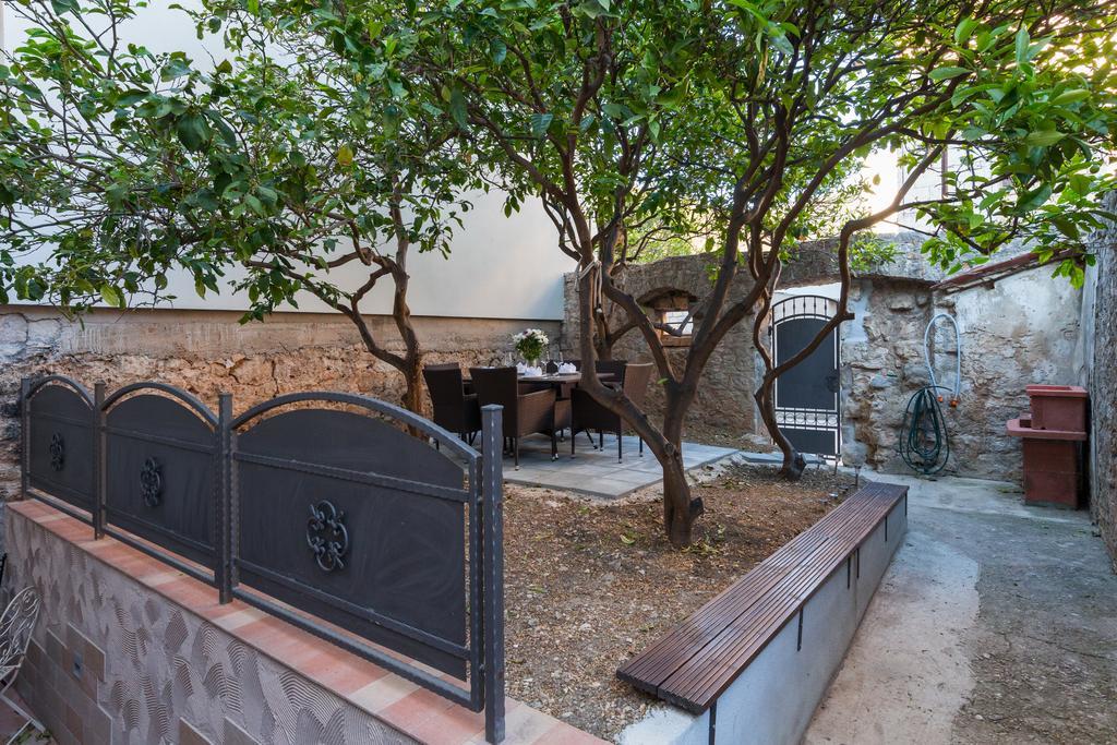 Riva Suite 2 Komiza Exterior photo